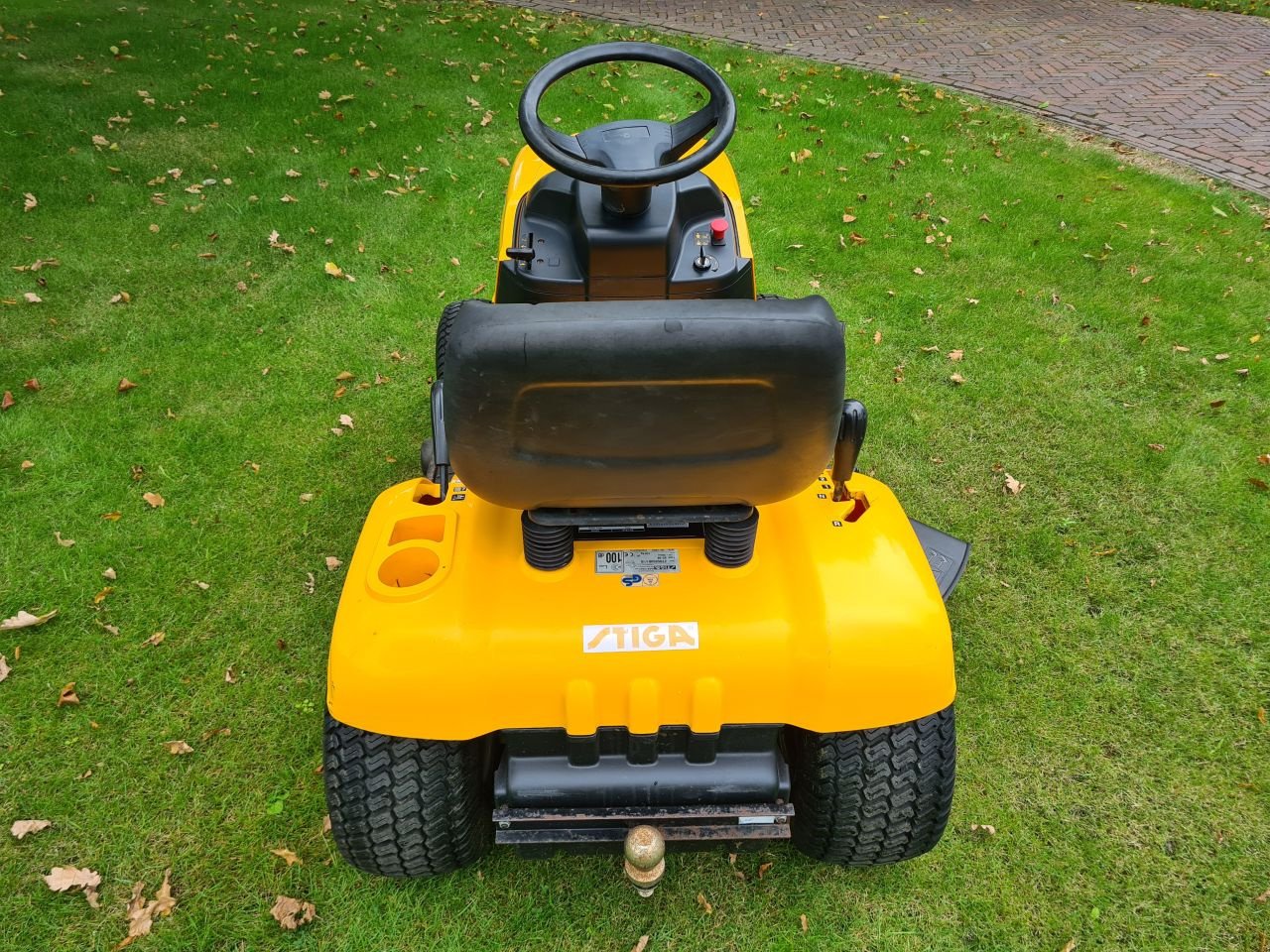 Sitzrasenmäher van het type Stiga Tornado, Gebrauchtmaschine in Lierop (Foto 5)