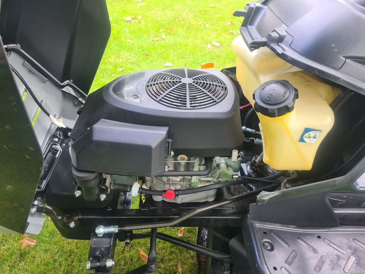 Sitzrasenmäher van het type Stiga Tornado, Gebrauchtmaschine in Lierop (Foto 8)