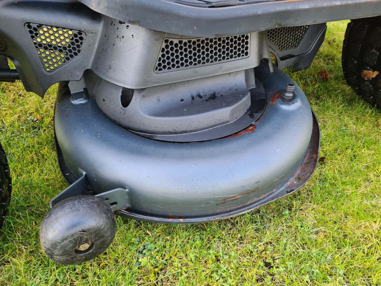 Sitzrasenmäher типа Stiga Tornado, Gebrauchtmaschine в Lierop (Фотография 11)