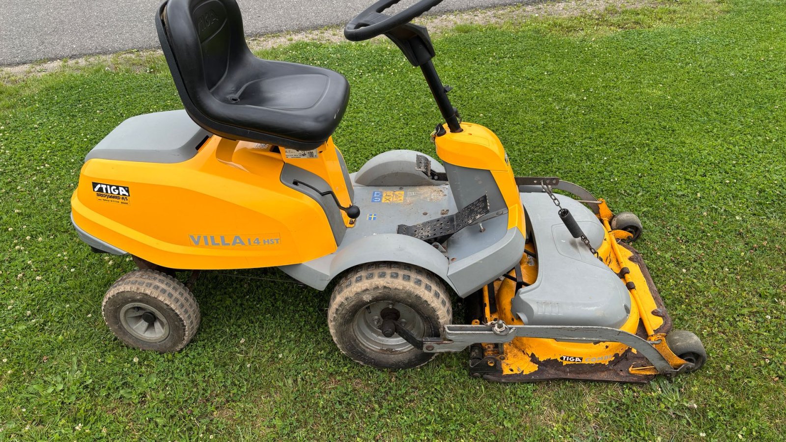 Sitzrasenmäher typu Stiga Villa 14 HST, Gebrauchtmaschine v Holstebro (Obrázek 3)