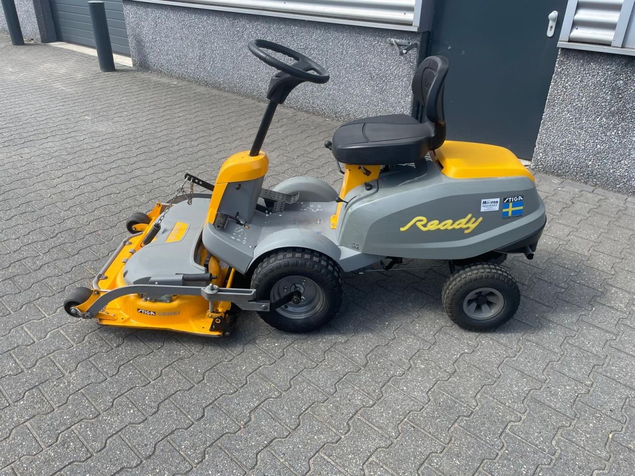 Sitzrasenmäher typu Stiga Villa Ready frontmaaier, Gebrauchtmaschine v Roermond (Obrázek 4)