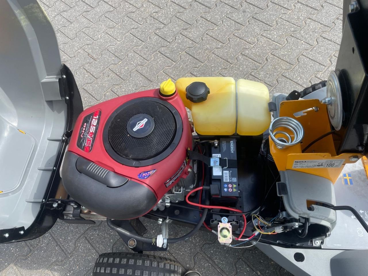 Sitzrasenmäher typu Stiga Villa Ready frontmaaier, Gebrauchtmaschine v Roermond (Obrázek 7)