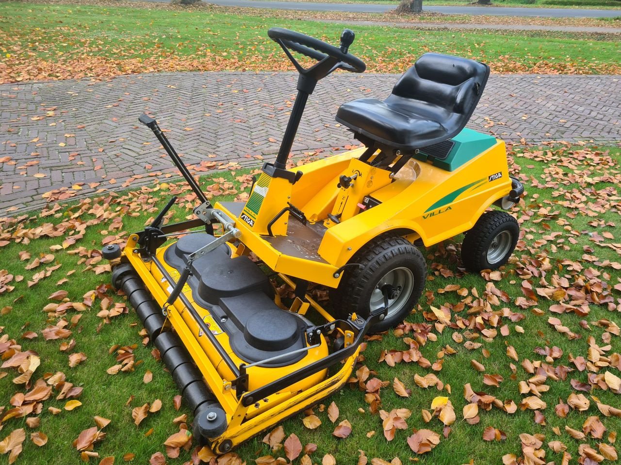 Sitzrasenmäher typu Stiga Villa, Gebrauchtmaschine v Lierop (Obrázek 1)