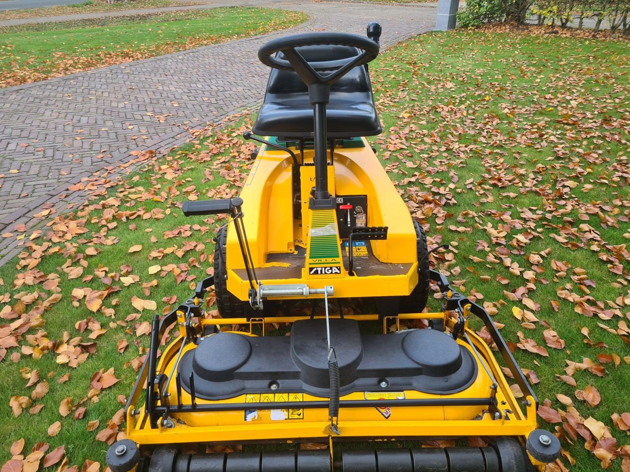 Sitzrasenmäher typu Stiga Villa, Gebrauchtmaschine v Lierop (Obrázek 4)