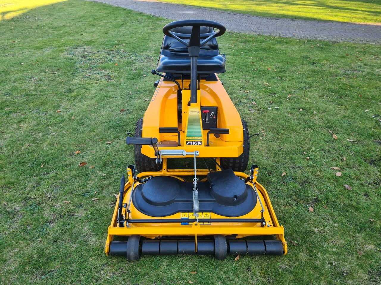 Sitzrasenmäher типа Stiga Villa, Gebrauchtmaschine в Lierop (Фотография 5)