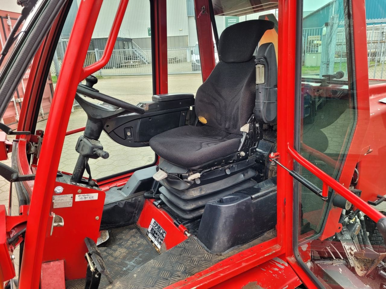 Sitzrasenmäher du type Toro 4010 D, Gebrauchtmaschine en Werkendam (Photo 7)