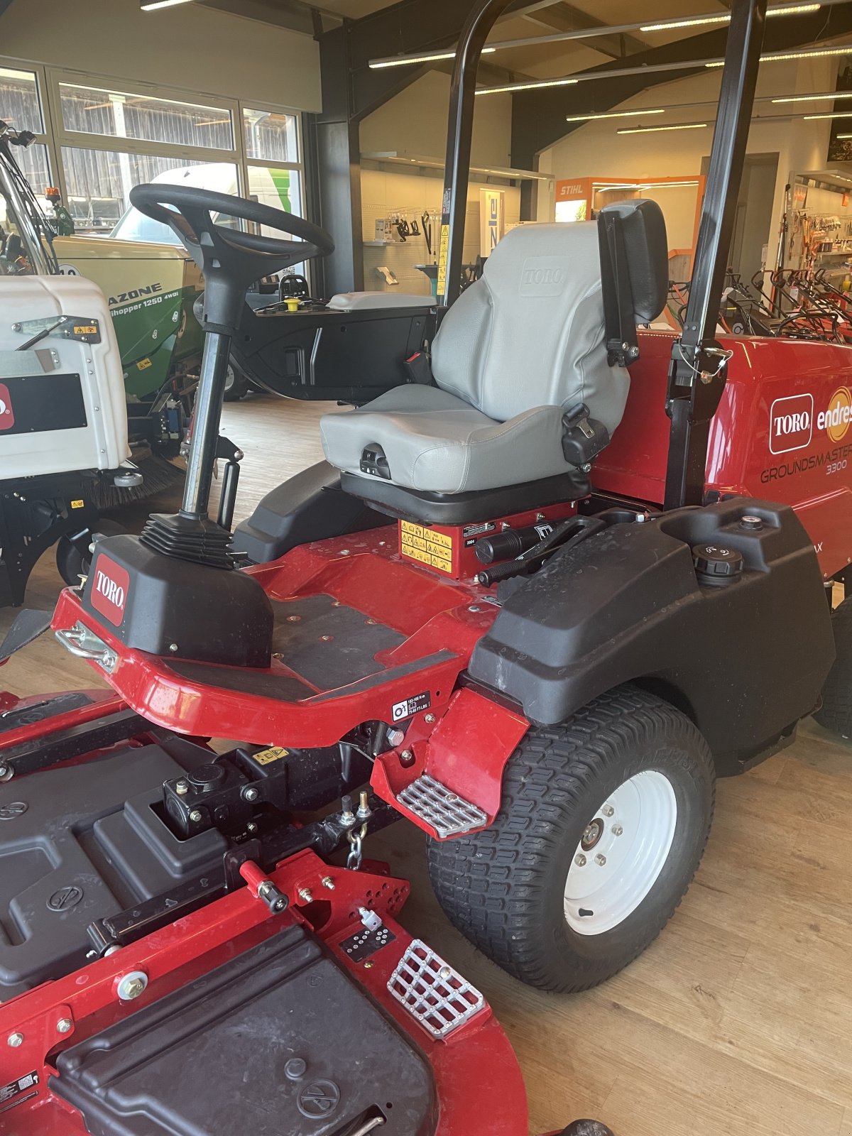 Sitzrasenmäher typu Toro Groundsmaster 3300, Neumaschine v Kißlegg (Obrázek 2)