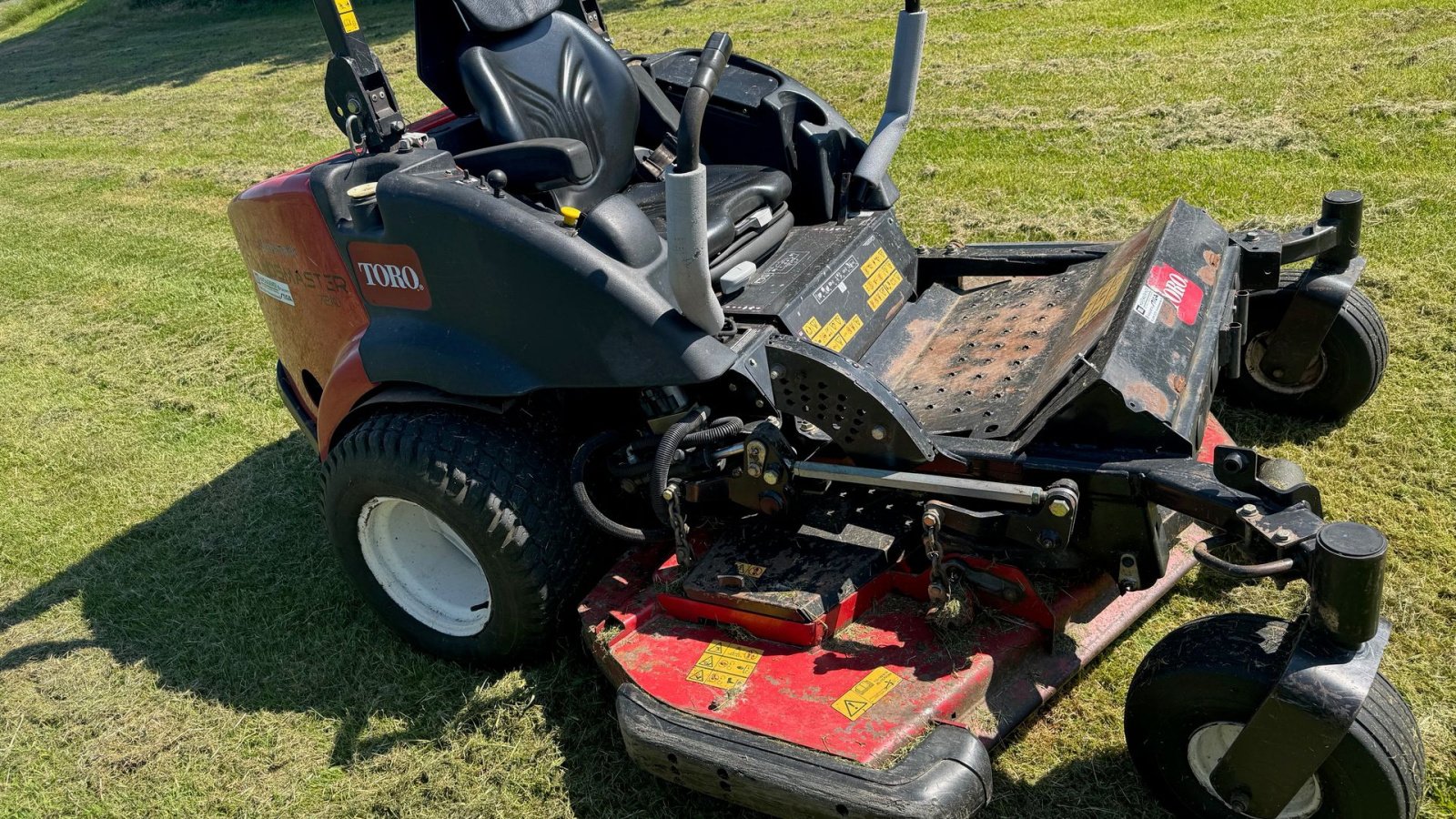 Sitzrasenmäher van het type Toro Groundsmaster 7210 ekstra el-Blæser, Gebrauchtmaschine in Holbæk (Foto 3)