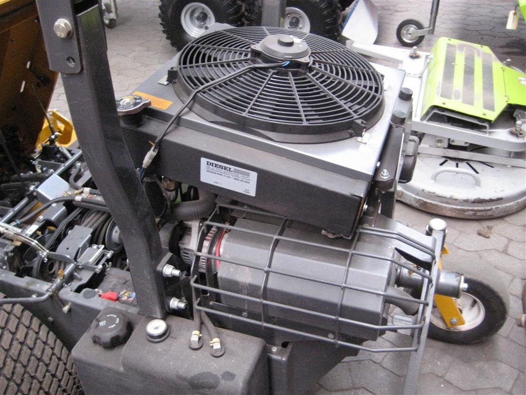 Sitzrasenmäher of the type Walker H24d Fabriksnyt 64" klippebord, Gebrauchtmaschine in Glamsbjerg (Picture 5)