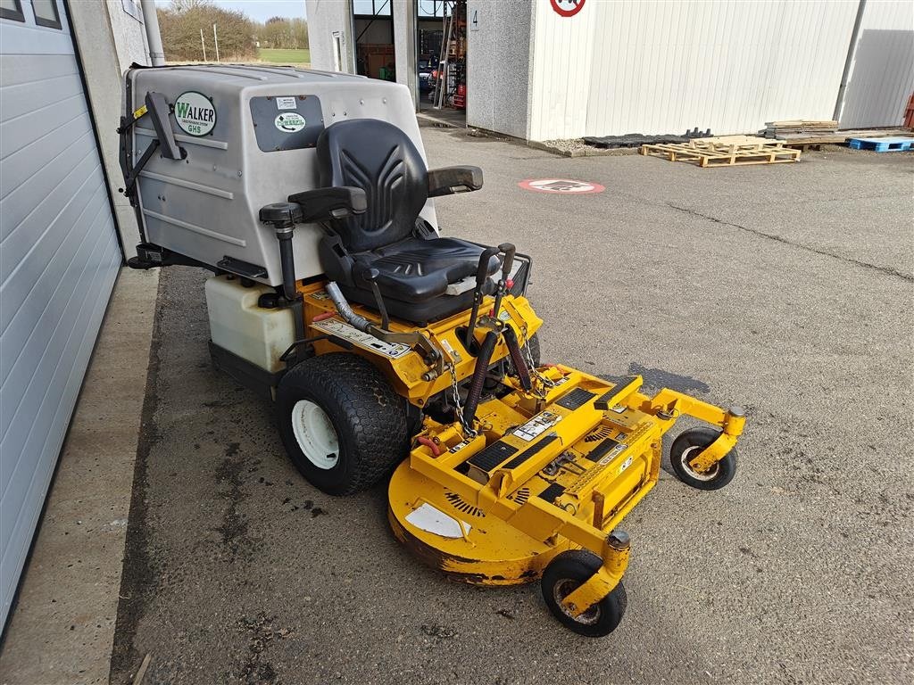 Sitzrasenmäher des Typs Walker MTGHSEU AFHENTNINGSTILBUD, Gebrauchtmaschine in Holstebro (Bild 2)
