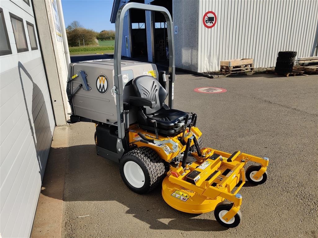 Sitzrasenmäher van het type Walker T27i 107cm klippebord, Gebrauchtmaschine in Holstebro (Foto 4)