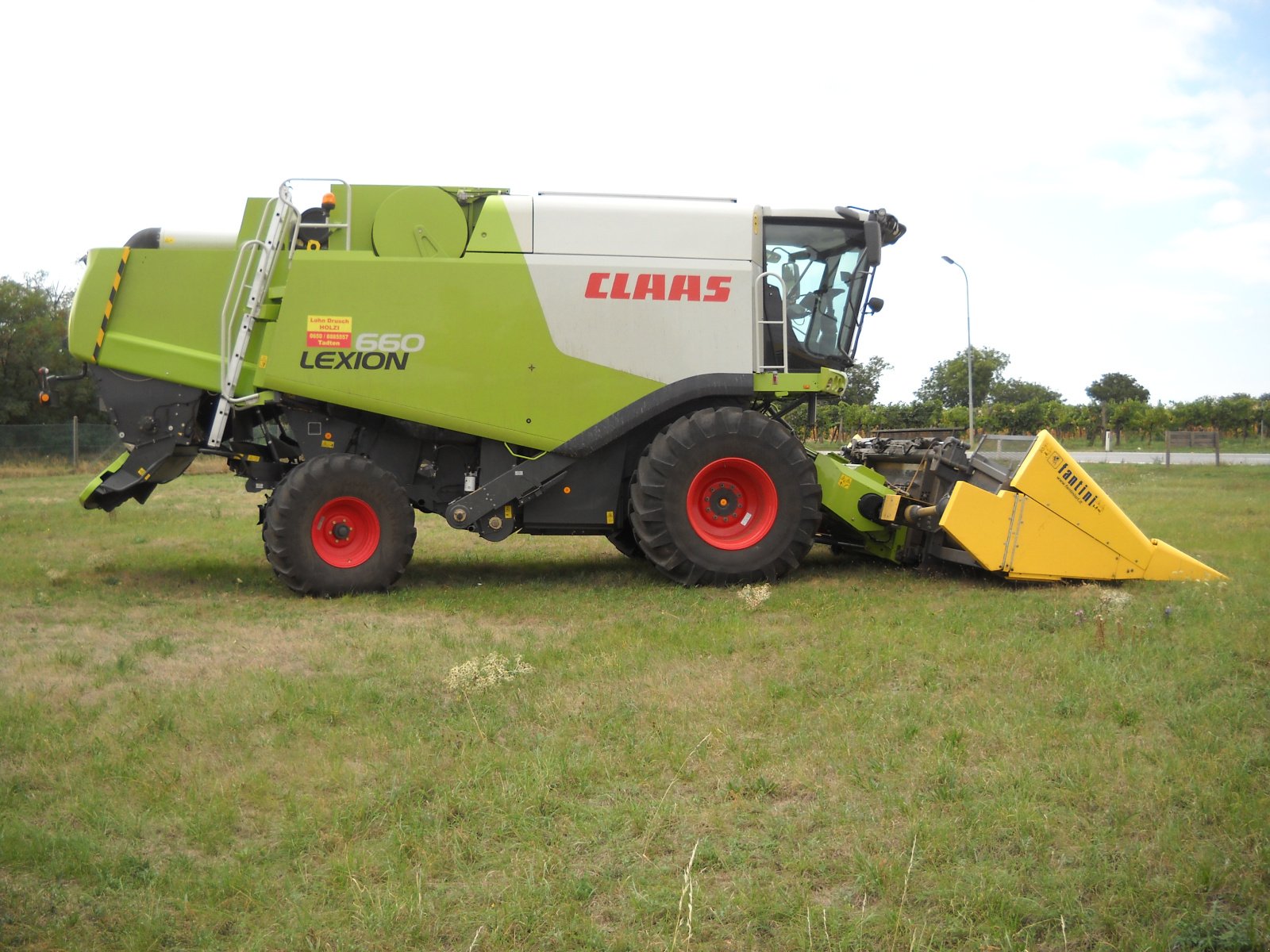 Sonnenblumenschneidwerk Türe ait Fantini G3 Sonnenblumenschneidwerk, Neumaschine içinde Gerasdorf (resim 4)