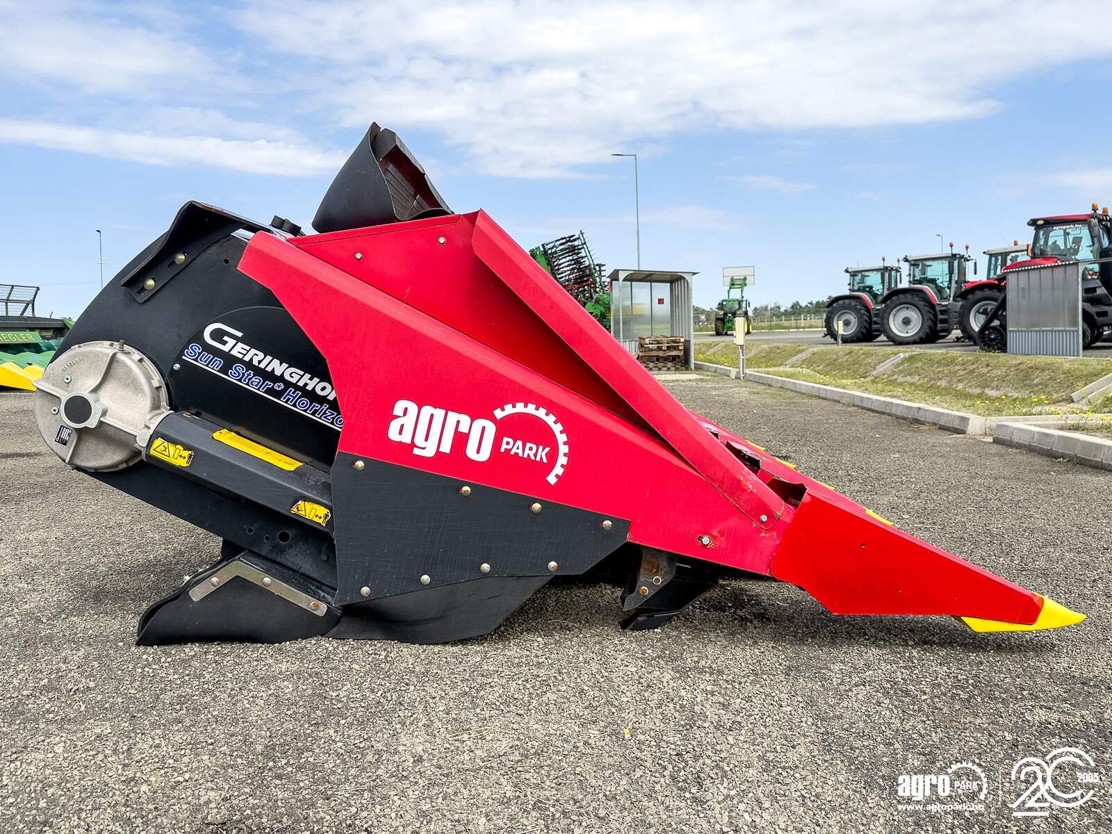 Sonnenblumenschneidwerk del tipo Geringhoff SF Horizon 1230/FB 12-row sunflower header with John Deere and Claas bracket, 75 cm row spacing, folding frame design, stalk chopper, Gebrauchtmaschine en Csengele (Imagen 8)