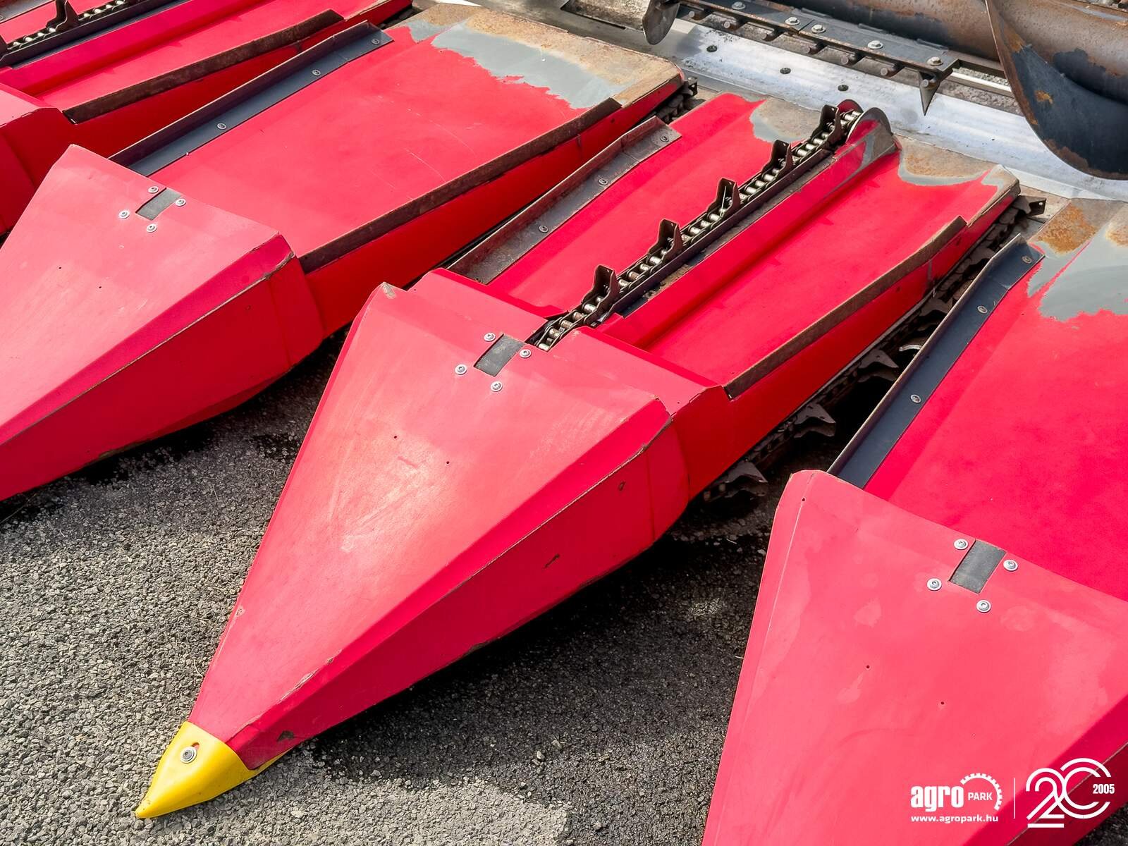 Sonnenblumenschneidwerk del tipo Geringhoff SF Horizon 1230/FB 12-row sunflower header with John Deere and Claas bracket, 75 cm row spacing, folding frame design, stalk chopper, Gebrauchtmaschine en Csengele (Imagen 12)