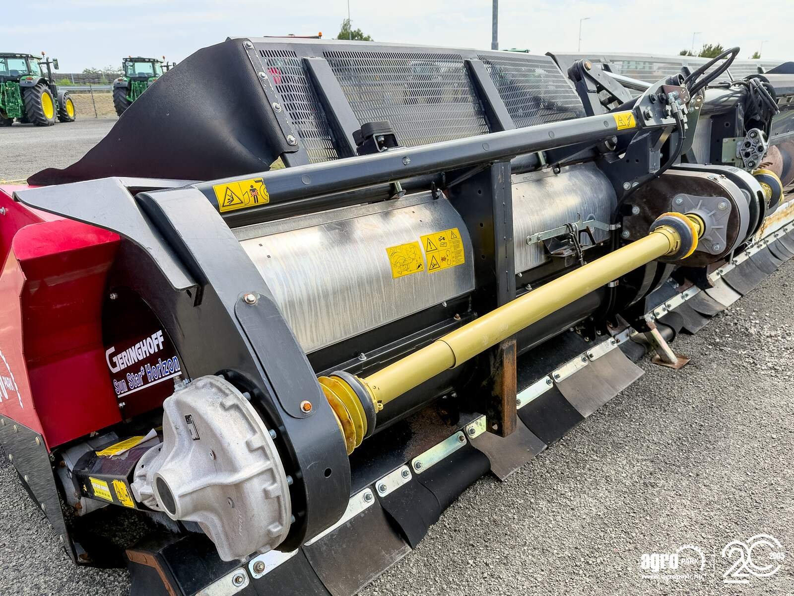 Sonnenblumenschneidwerk del tipo Geringhoff SF Horizon 1230/FB 12-row sunflower header with John Deere and Claas bracket, 75 cm row spacing, folding frame design, stalk chopper, Gebrauchtmaschine en Csengele (Imagen 25)