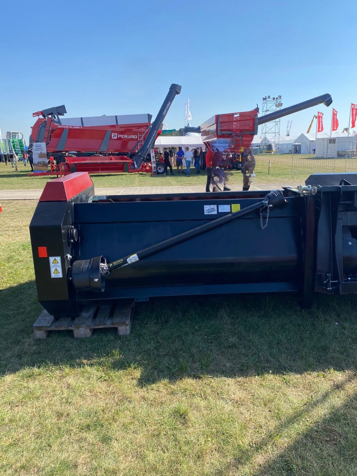 Sonnenblumenschneidwerk des Typs Lupus Sonnenblumenvorsatz / sunflower harvester, Neumaschine in Michałowo (Bild 9)