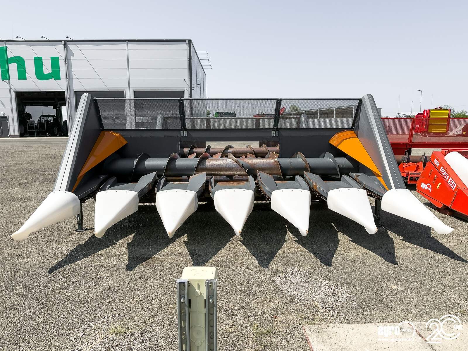 Sonnenblumenschneidwerk του τύπου NAS 676 Z sunflower header, with chopper for John Deere combines, Gebrauchtmaschine σε Csengele (Φωτογραφία 7)