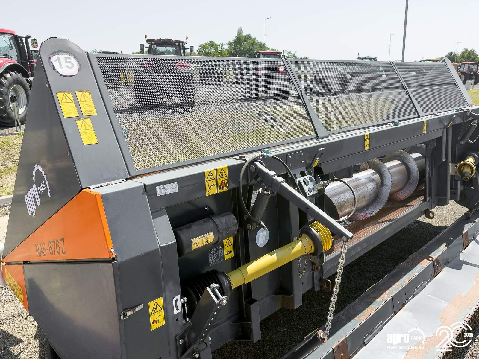 Sonnenblumenschneidwerk του τύπου NAS 676 Z sunflower header, with chopper for John Deere combines, Gebrauchtmaschine σε Csengele (Φωτογραφία 19)