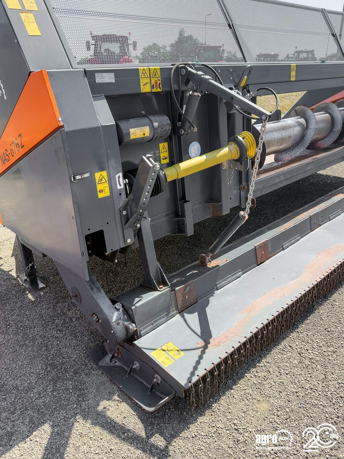 Sonnenblumenschneidwerk του τύπου NAS 676 Z sunflower header, with chopper for John Deere combines, Gebrauchtmaschine σε Csengele (Φωτογραφία 23)