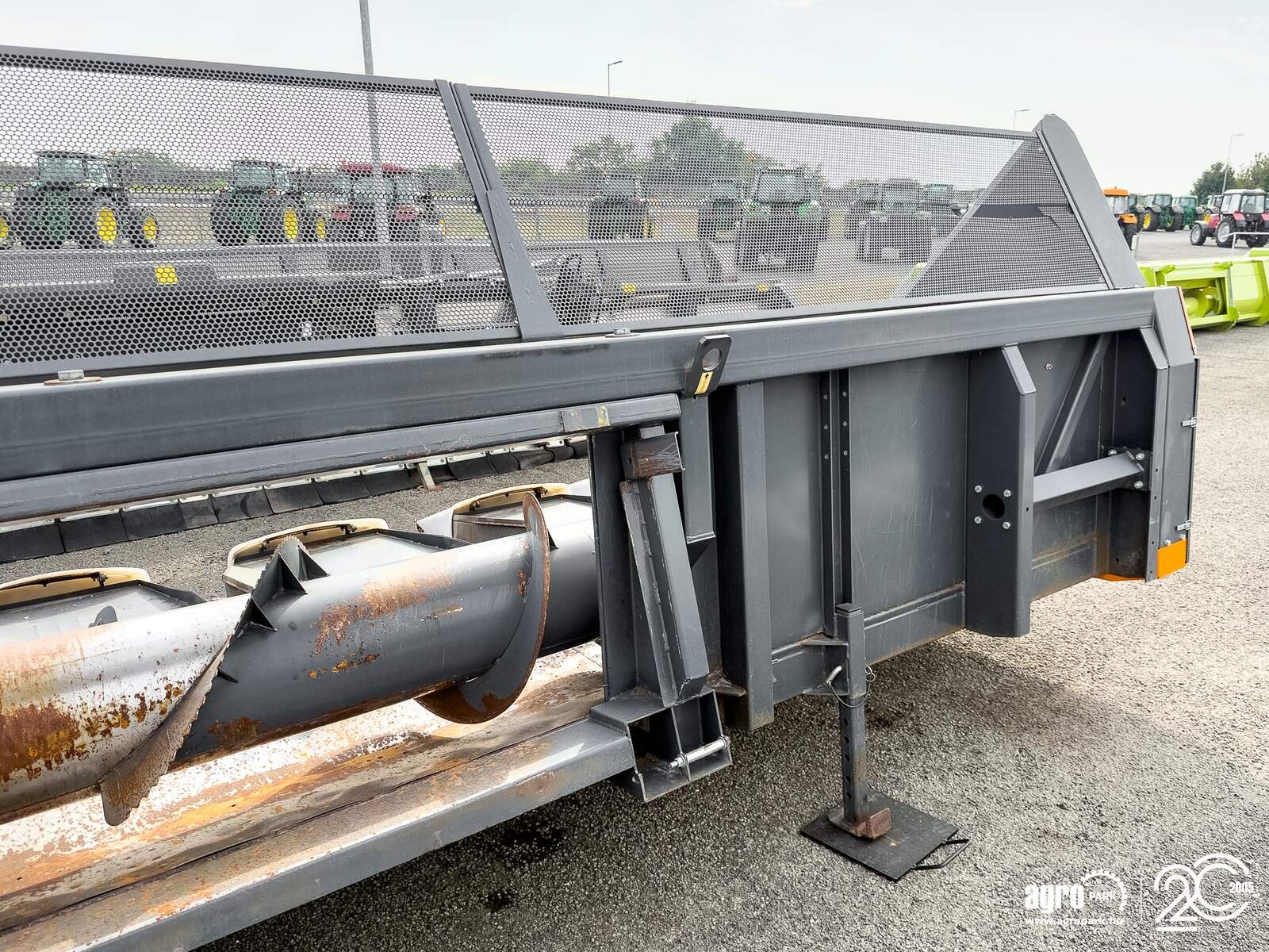 Sonnenblumenschneidwerk za tip NAS 876 8 rows, 75 cm row spacing, for New Holland combines, Gebrauchtmaschine u Csengele (Slika 22)