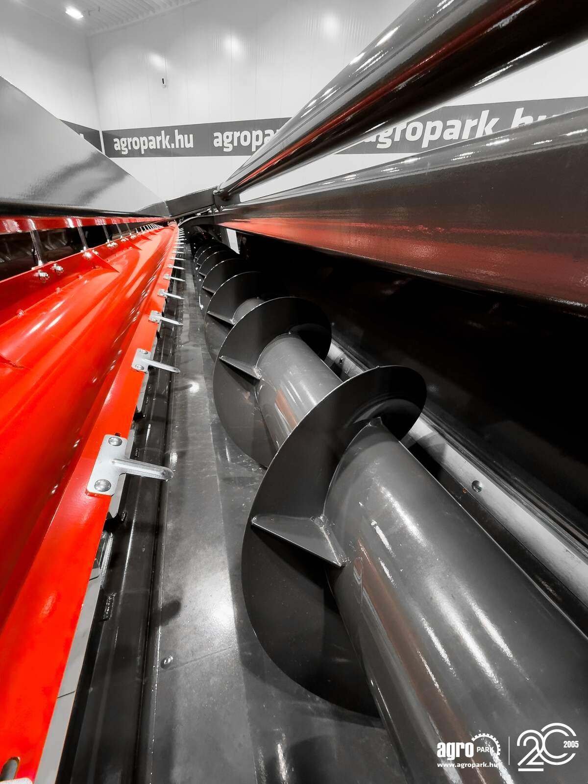 Sonnenblumenschneidwerk tip SunSeed Xtra 12-75 UNUSED 9 m, 12 row (75 cm), row independent sunflower header (AGCO), Gebrauchtmaschine in Csengele (Poză 28)