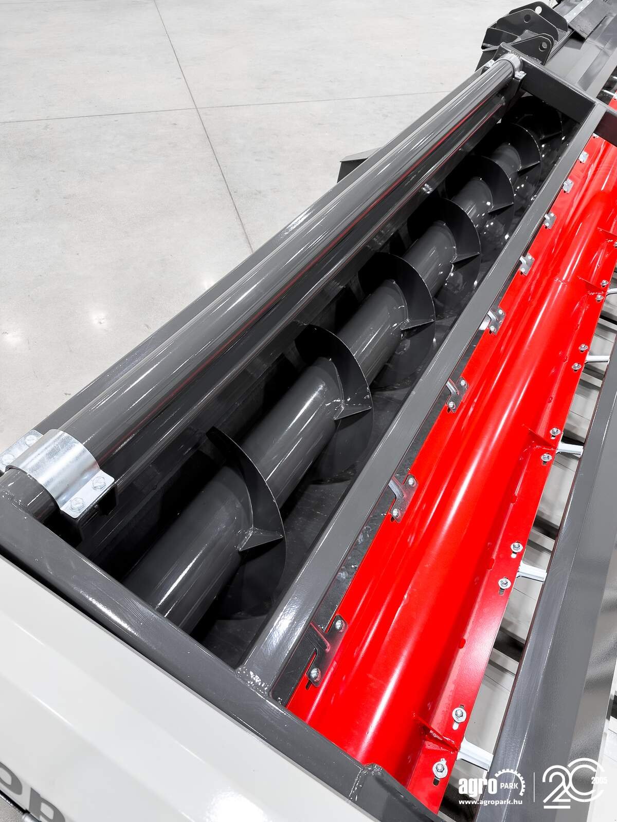 Sonnenblumenschneidwerk del tipo SunSeed Xtra 12-75 UNUSED 9 m, 12 row (75 cm), row independent sunflower header (AGCO), Gebrauchtmaschine In Csengele (Immagine 25)