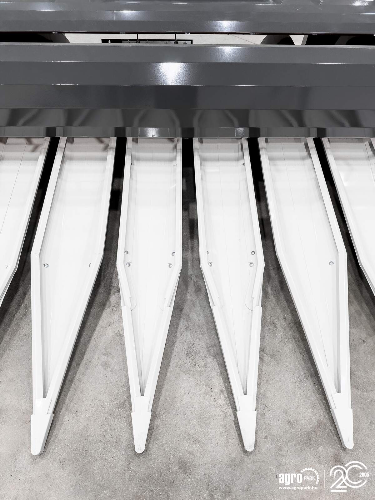 Sonnenblumenschneidwerk del tipo SunSeed Xtra 12-75, Gebrauchtmaschine en Csengele (Imagen 11)