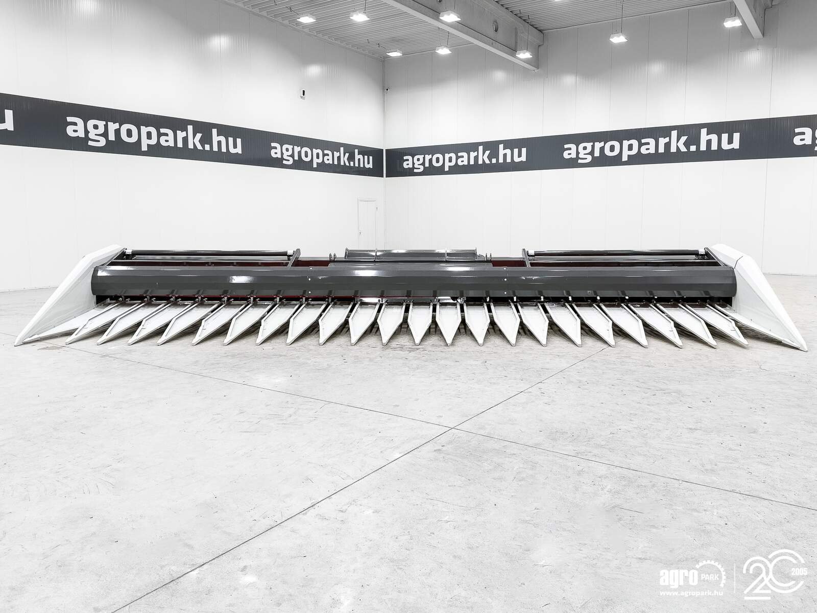 Sonnenblumenschneidwerk del tipo SunSeed Xtra 12-75, Gebrauchtmaschine en Csengele (Imagen 7)