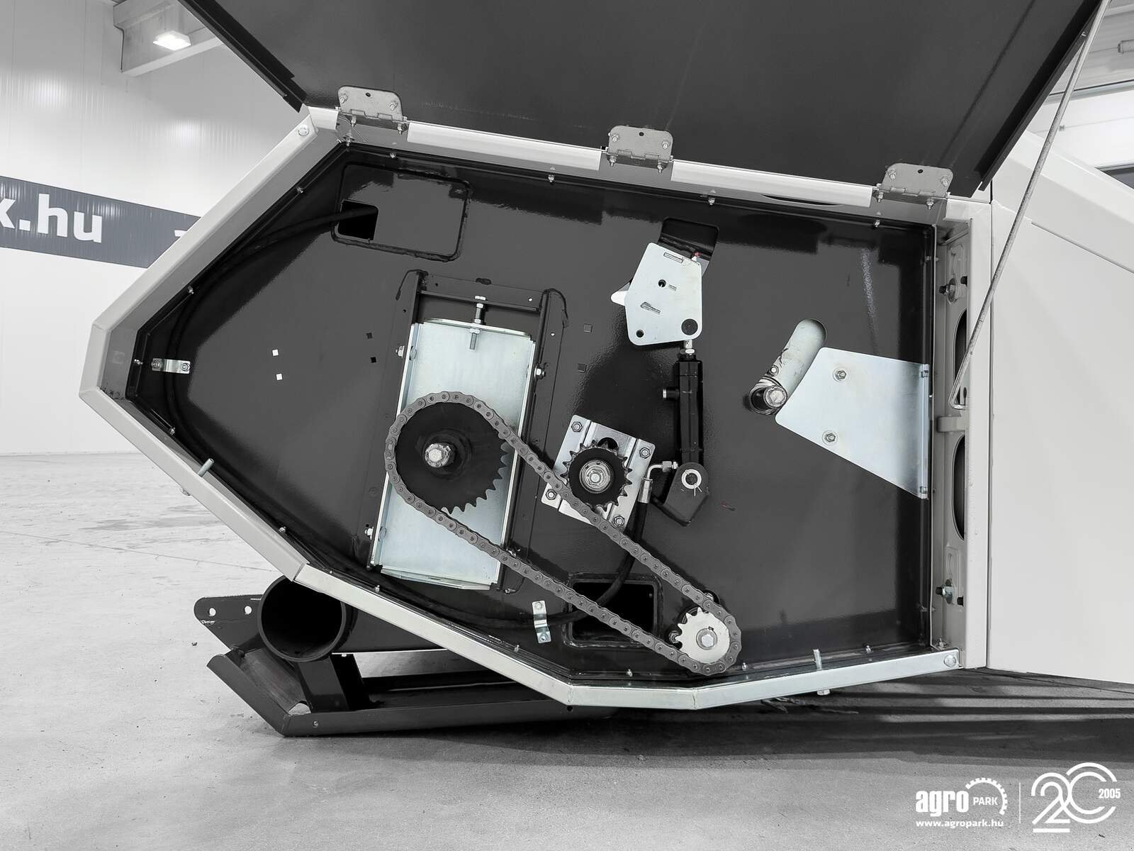 Sonnenblumenschneidwerk del tipo SunSeed Xtra 12-75, Gebrauchtmaschine en Csengele (Imagen 23)