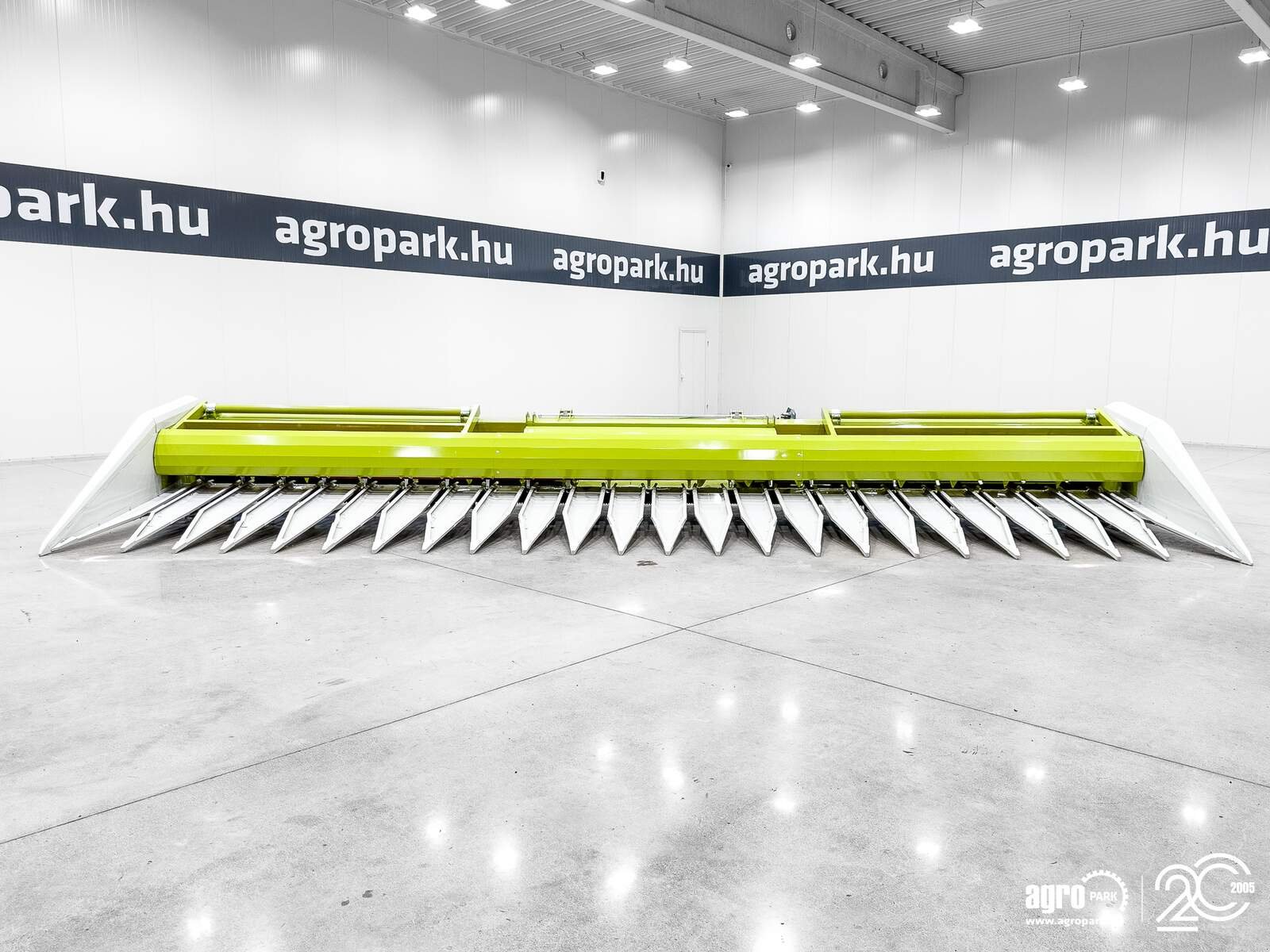 Sonnenblumenschneidwerk типа SunSeed Xtra 16-75 12 m, 16 row (75 cm), row independent sunflower header (Claas), Gebrauchtmaschine в Csengele (Фотография 7)