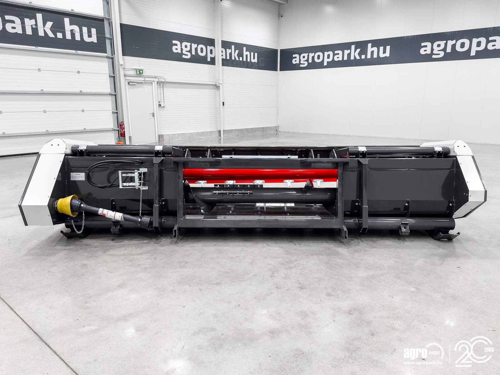 Sonnenblumenschneidwerk del tipo SunSeed Xtra 6-75, Gebrauchtmaschine en Csengele (Imagen 9)