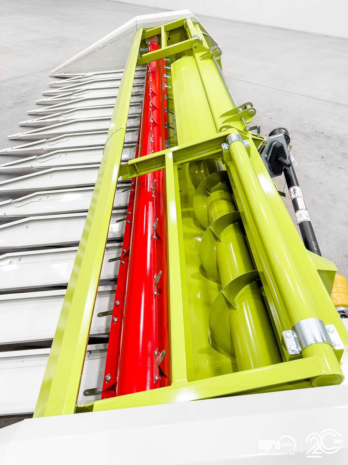 Sonnenblumenschneidwerk del tipo SunSeed Xtra 8-75, Gebrauchtmaschine en Csengele (Imagen 27)