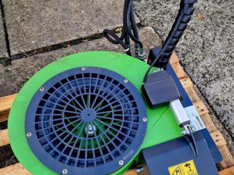 Sonstige Bagger & Lader типа Avant AVANT LAUBGEBLÄSE, Neumaschine в Beckum (Фотография 1)