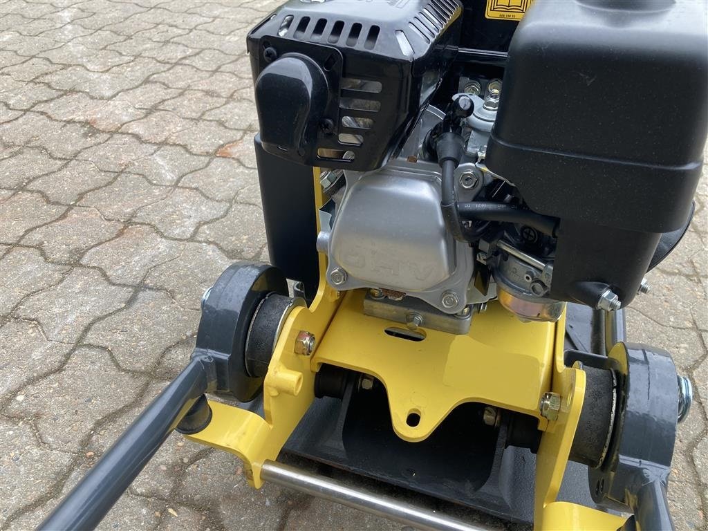 Sonstige Bagger & Lader des Typs Bomag BVP 10/36 Monteret med vandtank og spredebom, Gebrauchtmaschine in Roslev (Bild 11)