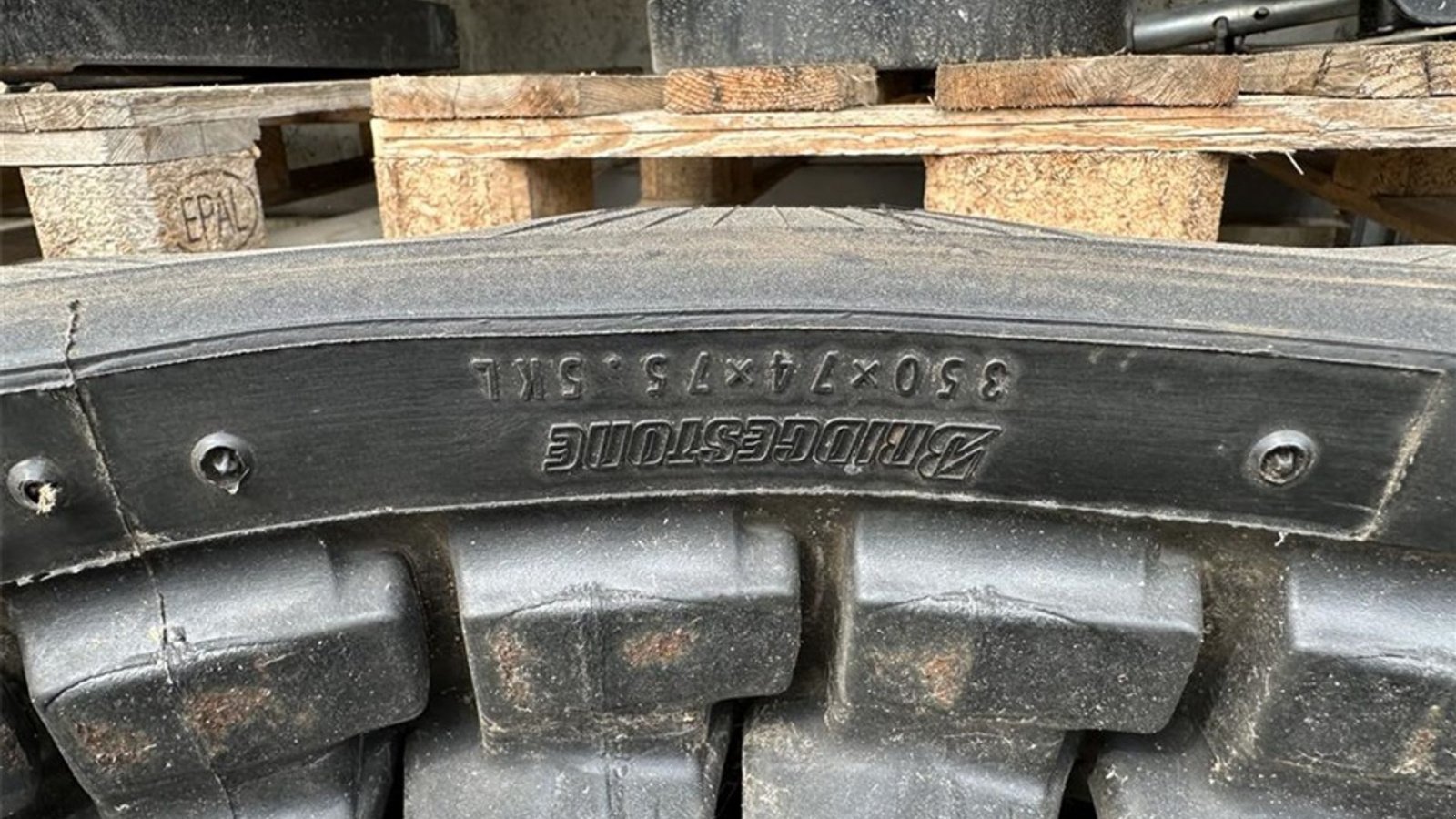 Sonstige Bagger & Lader des Typs Bridgestone 350x74x75.5 Fabriksnye bælter til midigraver, Gebrauchtmaschine in Gjerlev J. (Bild 3)