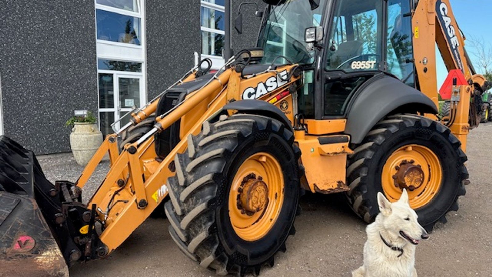 Sonstige Bagger & Lader des Typs Case IH 695 ST  MED PLANERBLAD OG 2 GRAVESKOVLE, Gebrauchtmaschine in Dronninglund (Bild 1)