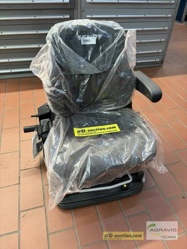 Sonstige Bagger & Lader typu Fendt FENDT FAHRERSITZ, Neumaschine v Meppen (Obrázek 1)