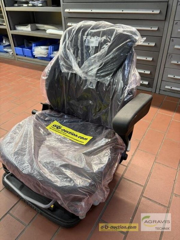 Sonstige Bagger & Lader typu Fendt FENDT FAHRERSITZ, Neumaschine v Meppen (Obrázek 2)