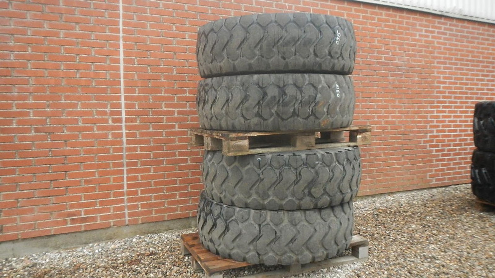 Sonstige Bagger & Lader typu GoodYear 17.5R25, Gebrauchtmaschine v Aabenraa (Obrázek 2)