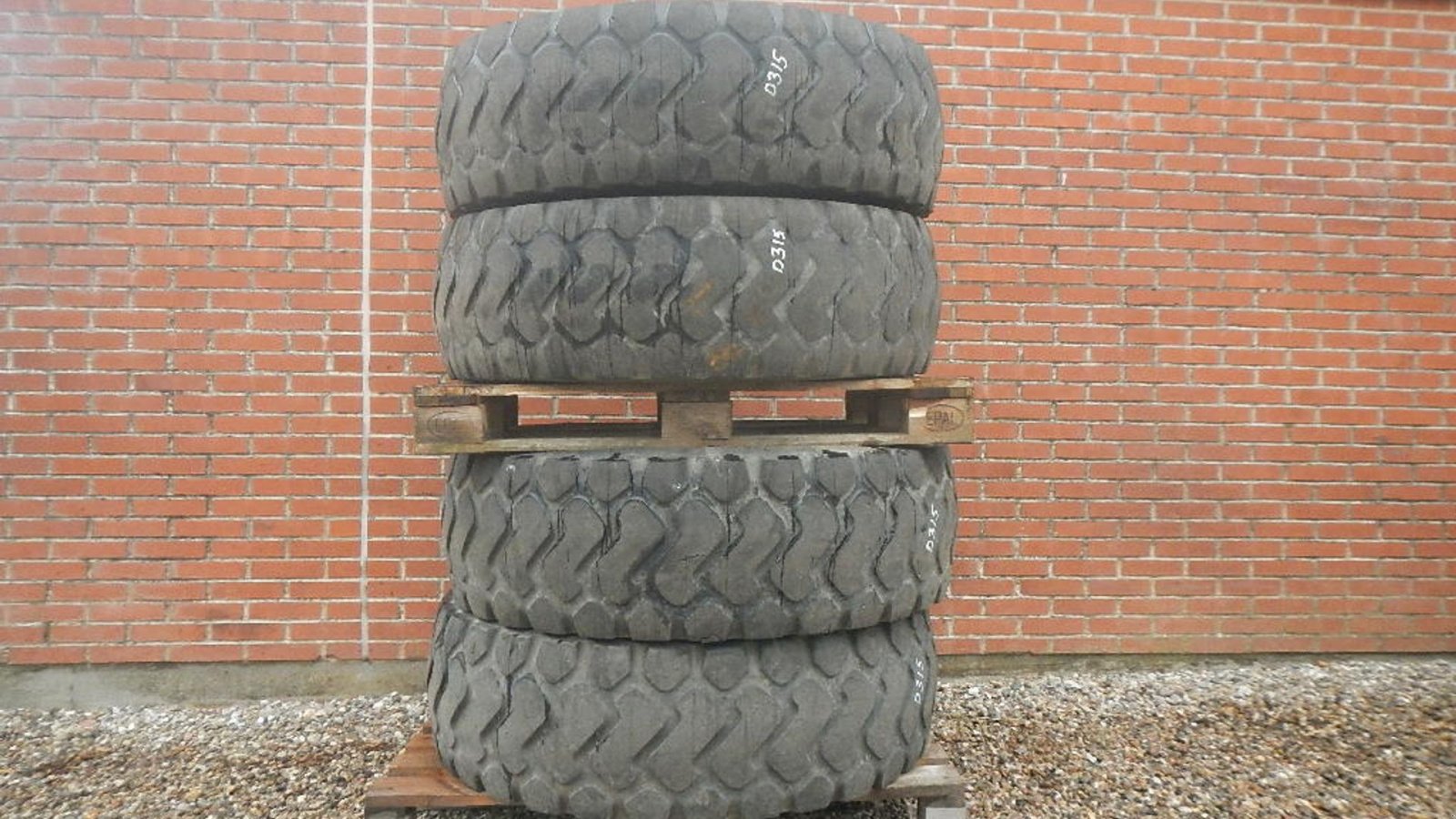 Sonstige Bagger & Lader typu GoodYear 17.5R25, Gebrauchtmaschine v Aabenraa (Obrázek 1)