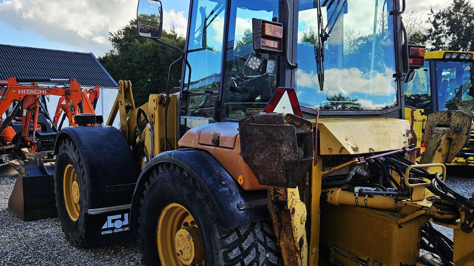 Sonstige Bagger & Lader des Typs Hydrema 906B / rotortilt med klo / nye dæk / skovlsæt mv., Gebrauchtmaschine in Arden (Bild 5)