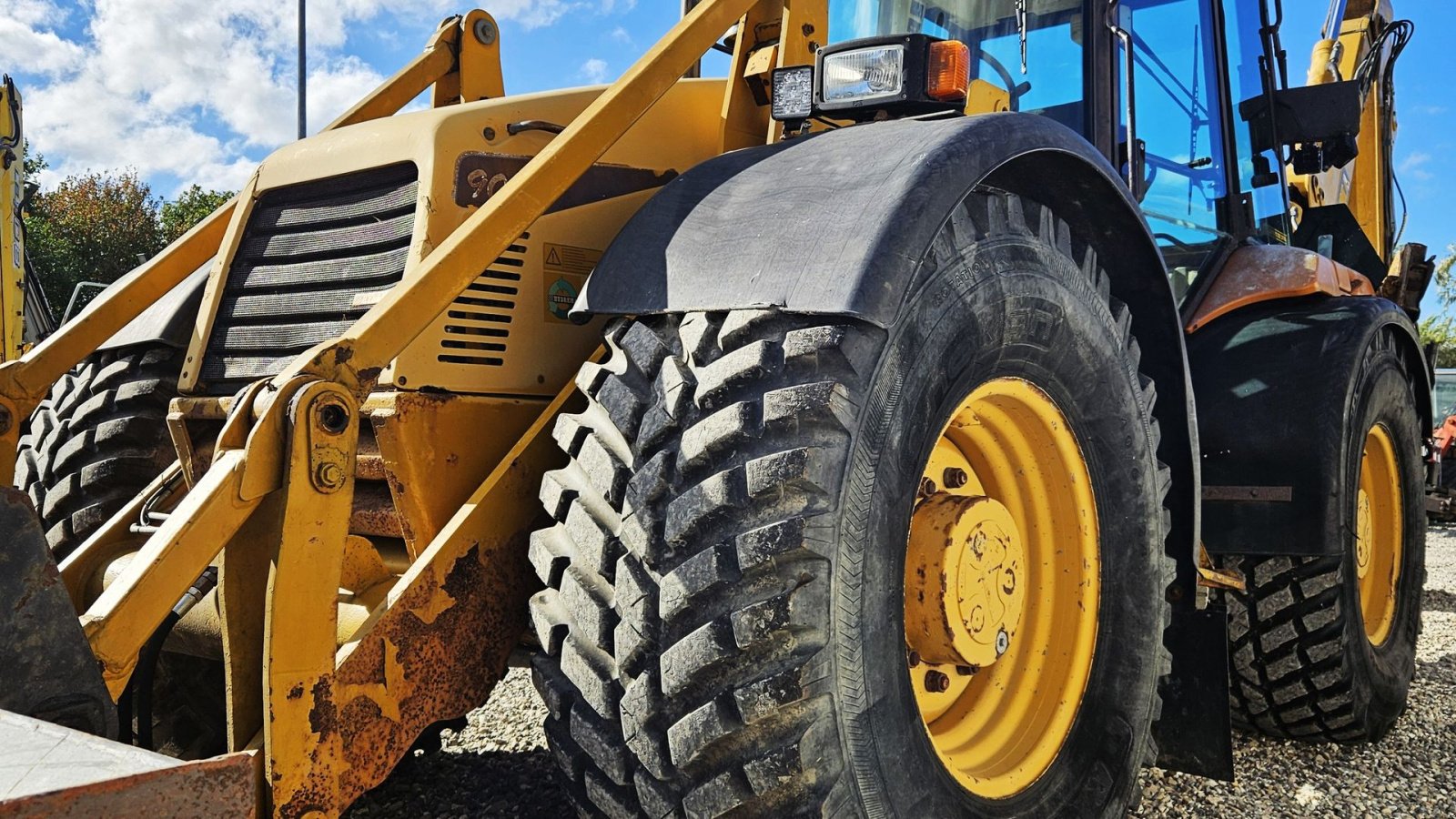 Sonstige Bagger & Lader des Typs Hydrema 906B / rotortilt med klo / nye dæk / skovlsæt mv., Gebrauchtmaschine in Arden (Bild 12)