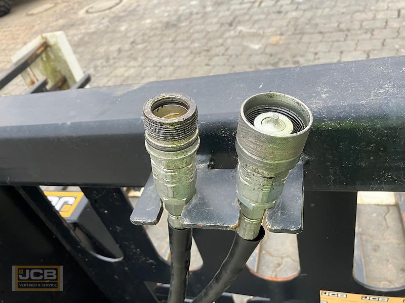 Sonstige Bagger & Lader des Typs JCB 4,5m Silagegabel, Gebrauchtmaschine in Frechen (Bild 6)