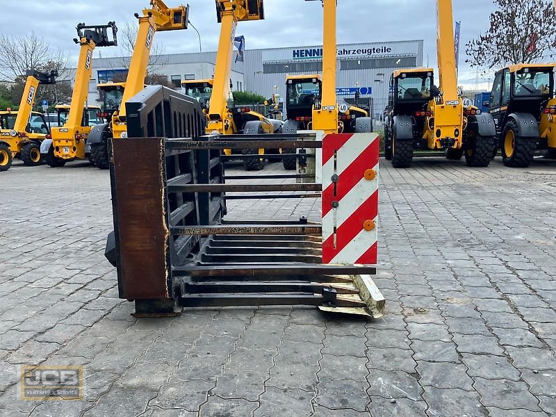 Sonstige Bagger & Lader des Typs JCB 4,5m Silagegabel, Gebrauchtmaschine in Frechen (Bild 3)