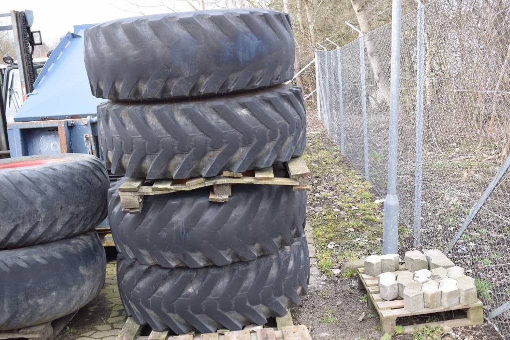 Sonstige Bagger & Lader tipa JCB 4 CX, Gebrauchtmaschine u Fredensborg (Slika 2)