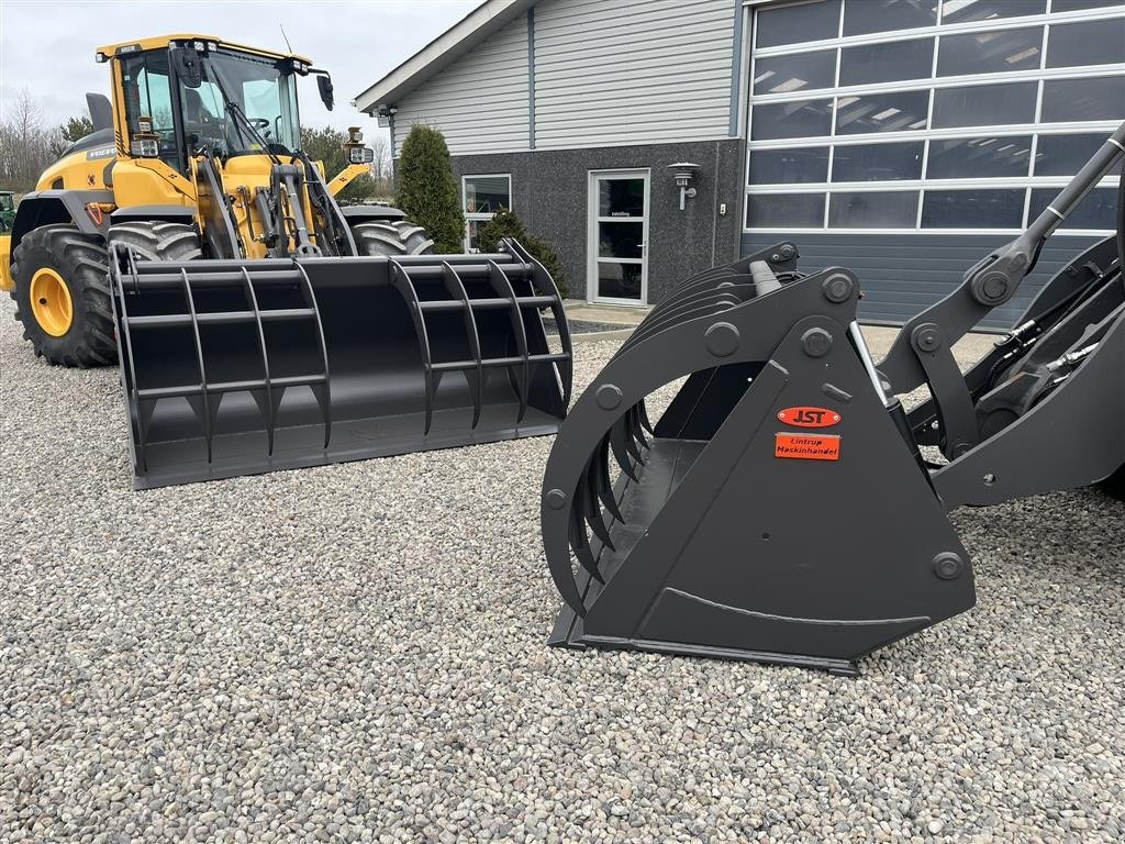 Sonstige Bagger & Lader of the type JST Overfalds skovl 300 med skårende tænder og med ekstra slidstål i hæl samt forkantskær, Gebrauchtmaschine in Lintrup (Picture 17)