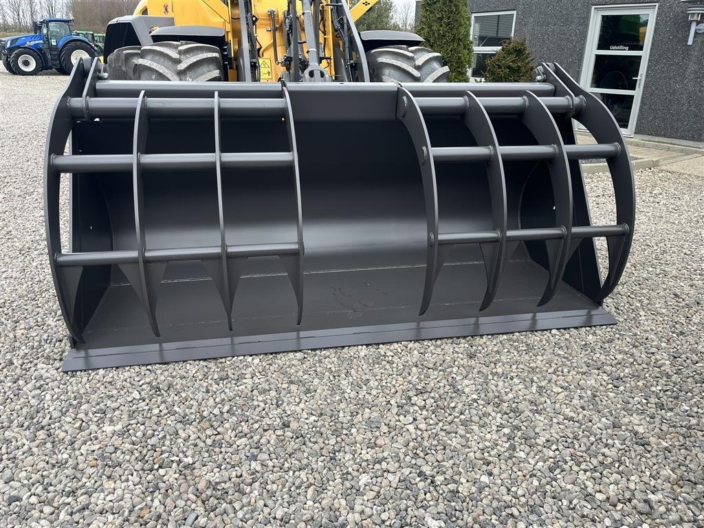 Sonstige Bagger & Lader of the type JST Overfalds skovl 300 med skårende tænder og med ekstra slidstål i hæl samt forkantskær, Gebrauchtmaschine in Lintrup (Picture 18)