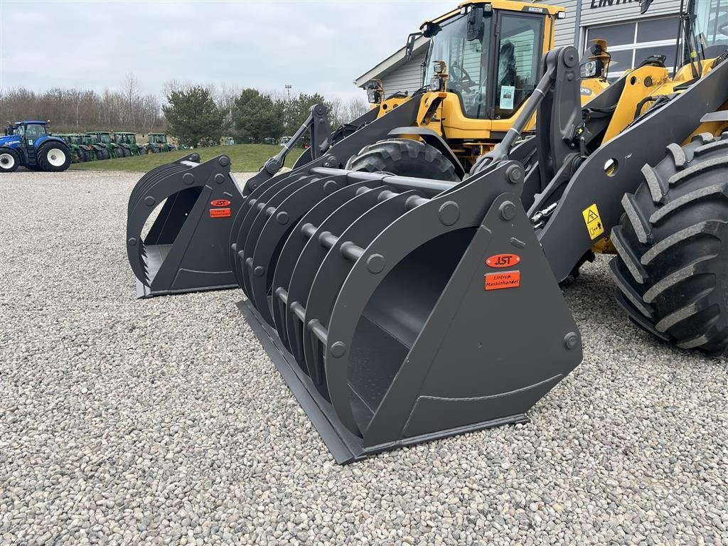 Sonstige Bagger & Lader of the type JST Overfalds skovl 300 med skårende tænder og med ekstra slidstål i hæl samt forkantskær, Gebrauchtmaschine in Lintrup (Picture 4)