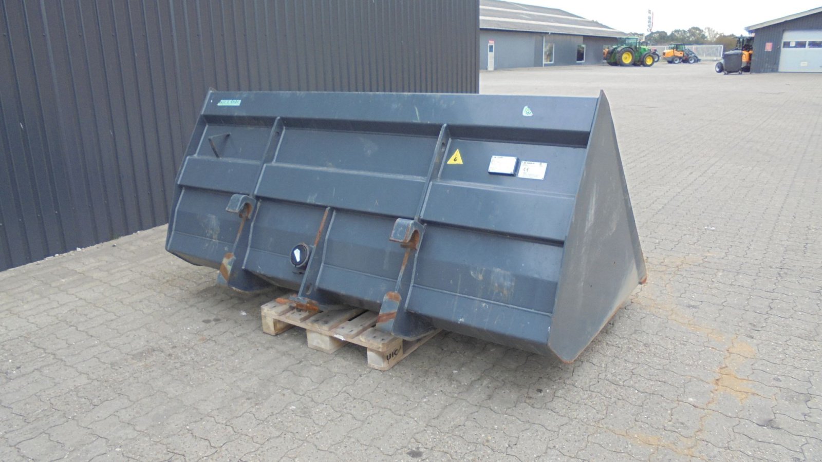 Sonstige Bagger & Lader типа Merlo Volumenskovl 2000 L, Gebrauchtmaschine в Ribe (Фотография 3)