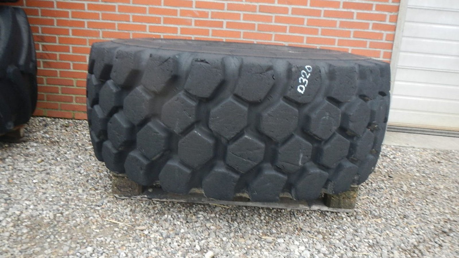 Sonstige Bagger & Lader типа Michelin 23.5R25, Gebrauchtmaschine в Aabenraa (Фотография 1)